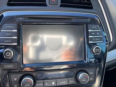 Used 2017 Nissan Maxima 3.5 SL image 24