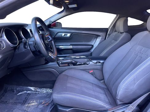 Used 2019 Ford Mustang Coupe w/ Equipment Group 101A RWD image 9