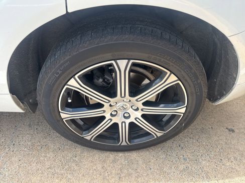 Used 2020 Volvo XC60 T6 Inscription w/ Protection Package Premier image 11