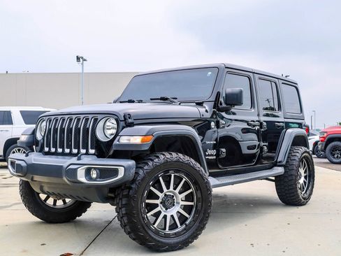 Used 2020 Jeep Wrangler Unlimited Sahara AWD/4WD image 1