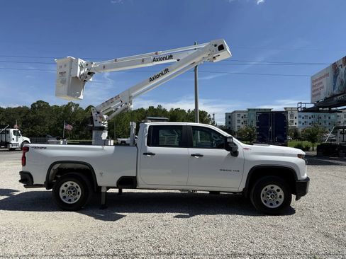 Used 2022 Chevrolet Silverado 3500 W/T w/ WT Fleet Convenience Package AWD/4WD image 4