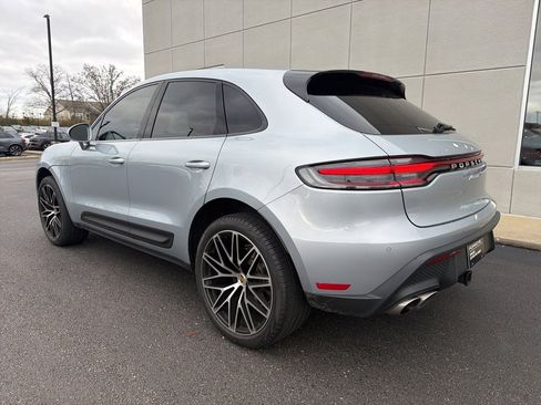 Certified 2024 Porsche Macan S image 3