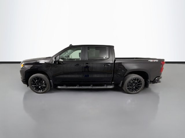 Used 2025 Chevrolet Silverado 1500 RST w/ Convenience Package II AWD/4WD image 4