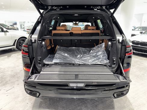 New 2026 BMW X7 xDrive40i w/ M Sport Package image 12