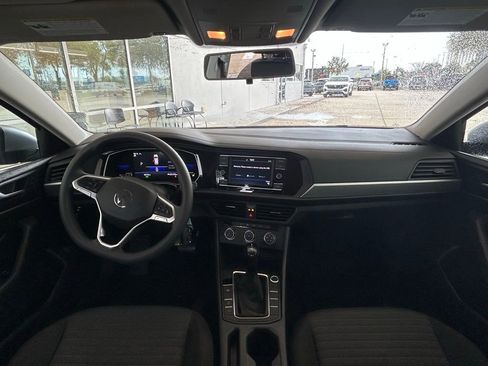 Used 2022 Volkswagen Jetta S image 11