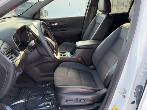 Used 2024 Chevrolet Equinox RS w/ LPO, Floor Liner Package image 8