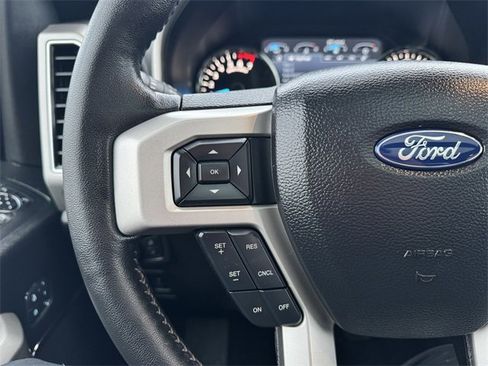 Used 2018 Ford F150 Lariat image 22