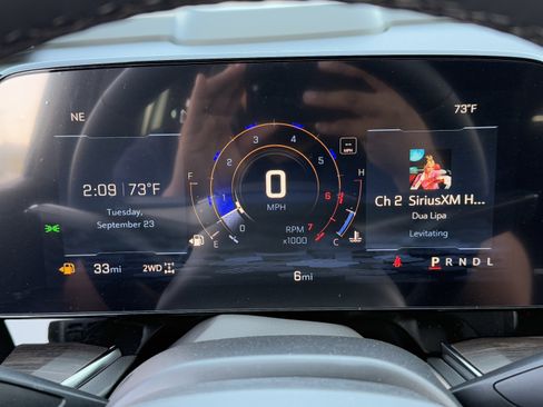 New 2025 Chevrolet Tahoe Premier image 13