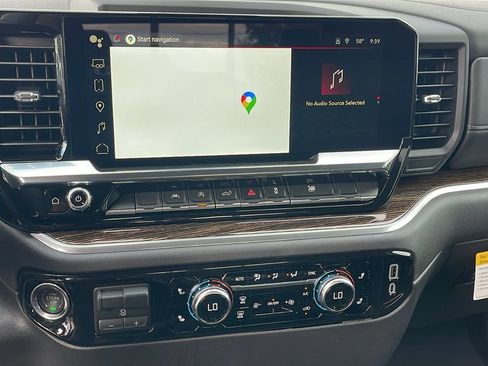 New 2026 GMC Sierra 1500 Elevation image 17