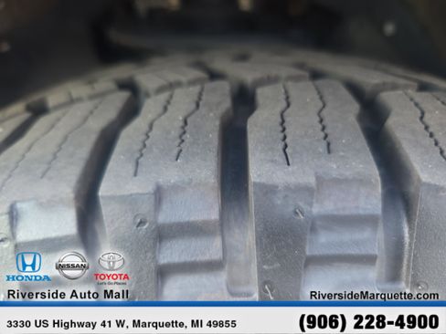 Used 2024 Toyota 4Runner SR5 AWD/4WD image 12