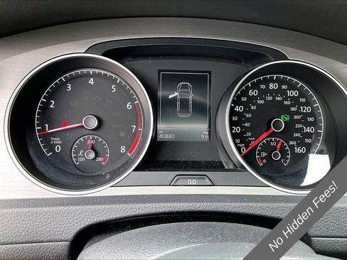 Used 2017 Volkswagen Golf Wolfsburg Edition FWD image 18