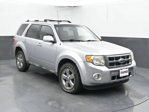 Used 2010 Ford Escape Limited AWD/4WD image 6