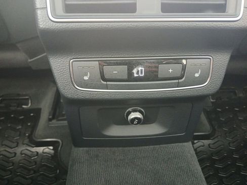 Used 2018 Audi Q5 Prestige w/ Prestige Package image 20