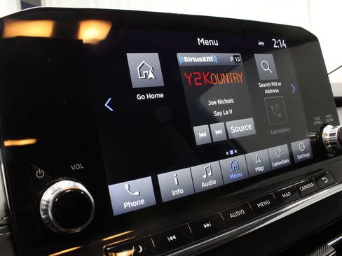 Used 2023 Mitsubishi Outlander SEL AWD/4WD image 2