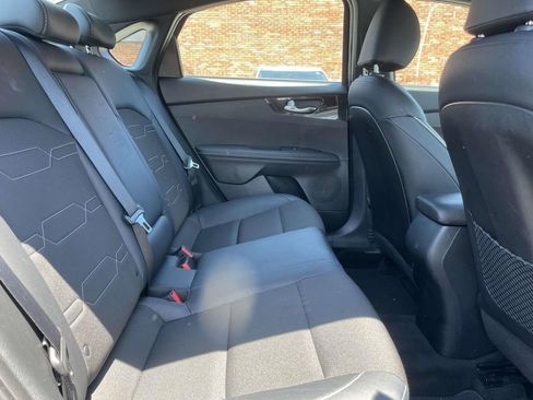 Used 2023 Kia Forte GT-Line w/ GT-Line Premium Package FWD image 15