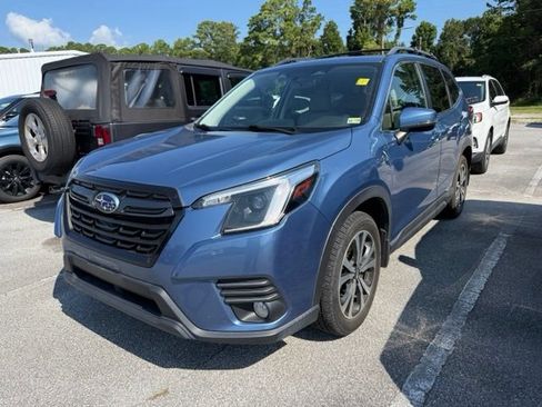 Used 2022 Subaru Forester Limited w/ Popular Package #2 AWD/4WD image 1