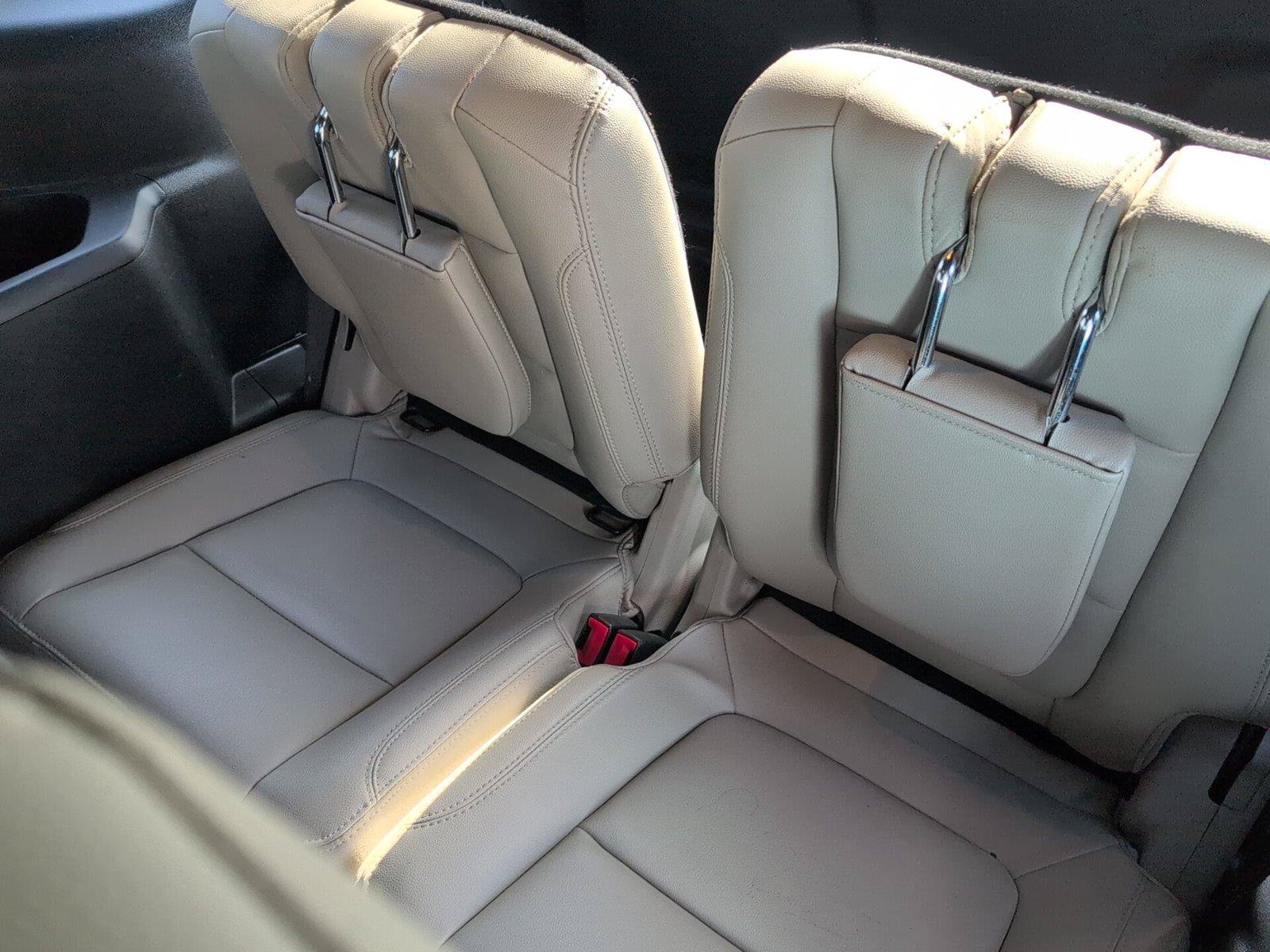 Used 2018 Ford Explorer Limited w/ Ford Safe & Smart Package FWD image 32