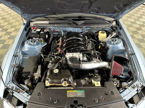 Used 2006 Ford Mustang GT Premium image 32