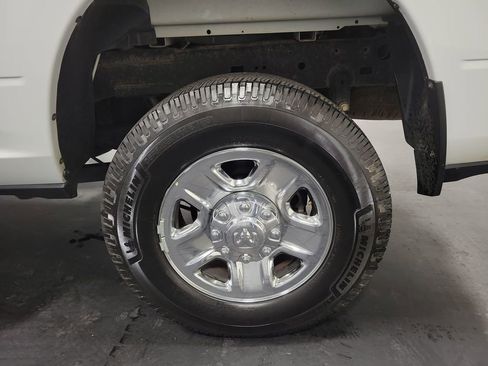 Used 2022 RAM 2500 Big Horn image 10