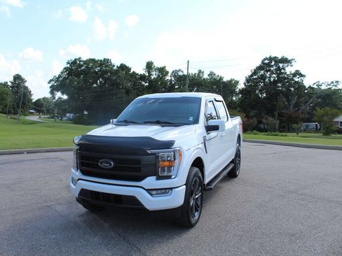 Used 2023 Ford F150 Lariat w/ Max Trailer Tow Package AWD/4WD image 5