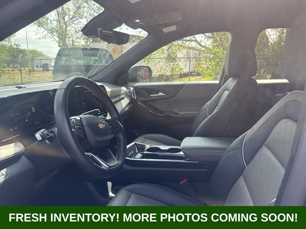 Used 2025 Chevrolet Equinox LT w/ Convenience Package II FWD image 8