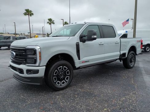 New 2026 Ford F250 Platinum AWD/4WD image 9