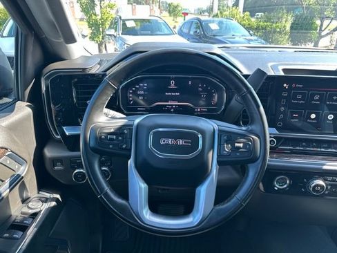 Used 2024 GMC Sierra 1500 Elevation AWD/4WD image 12
