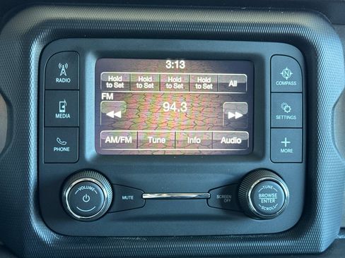 Used 2020 Jeep Gladiator Sport w/ Trailer Tow Package image 18