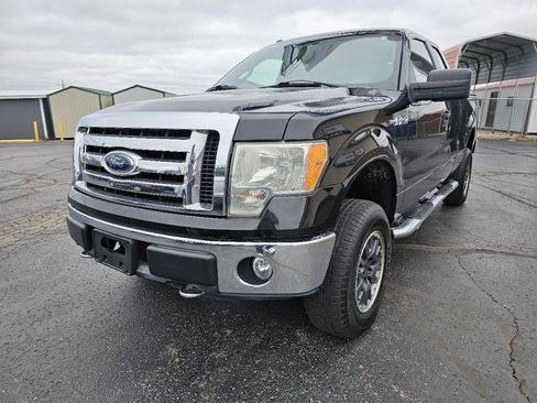 Used 2013 Ford F150 XLT w/ Trailer Tow Pkg image 2