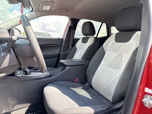 Used 2024 Chevrolet Trax LS FWD image 11