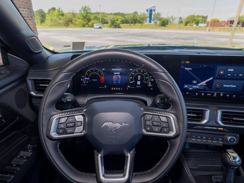 Used 2024 Ford Mustang Premium image 20