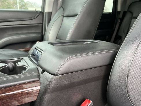 Used 2019 GMC Yukon SLT w/ Open Road Package image 20