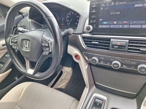Used 2022 Honda Accord EX-L image 32