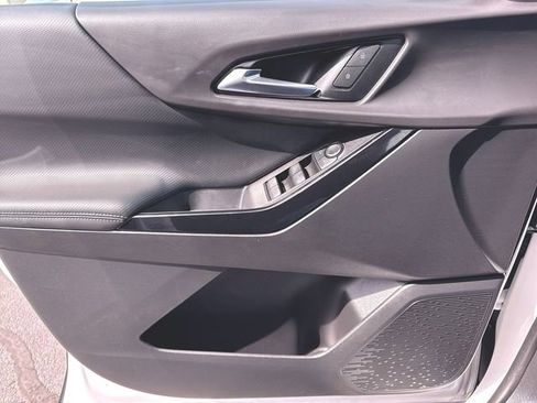 Used 2025 Chevrolet Equinox LT image 22