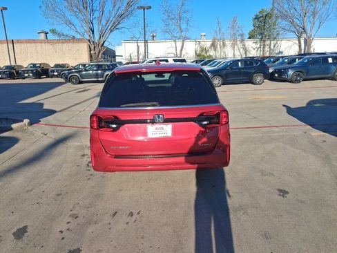 Used 2025 Honda Odyssey Sport-L image 11