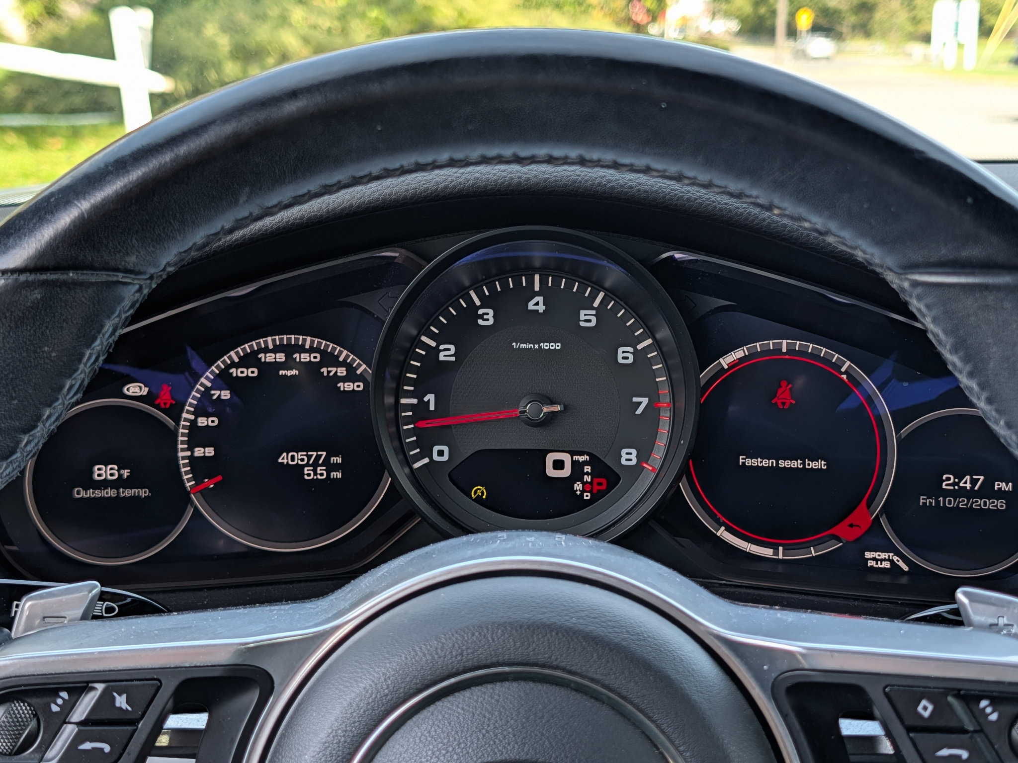 Used 2018 Porsche Panamera 4 w/ Premium Package AWD/4WD image 23