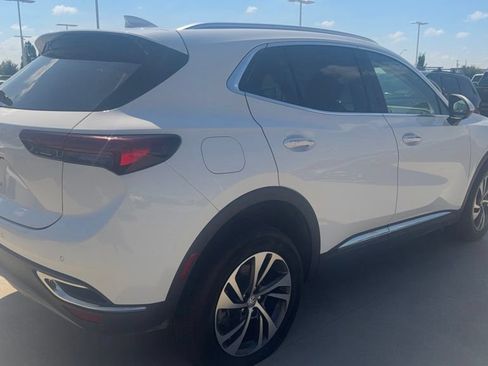 Used 2022 Buick Envision Essence w/ Safety Package FWD image 5