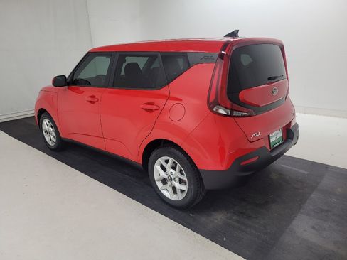 Used 2020 Kia Soul S FWD image 5