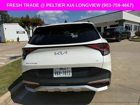 Certified 2024 Kia Sportage EX w/ EX Premium Package image 6