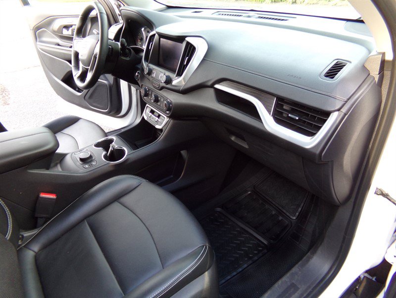 Used 2024 GMC Terrain SLT AWD/4WD image 21