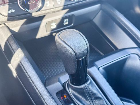 Certified 2024 Honda Accord EX image 25