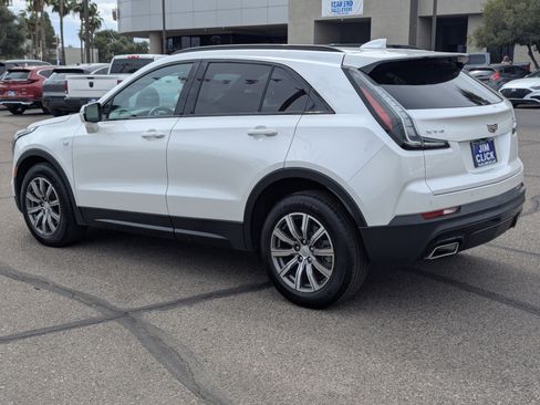 Used 2022 Cadillac XT4 Sport w/ Cold Weather Package image 4