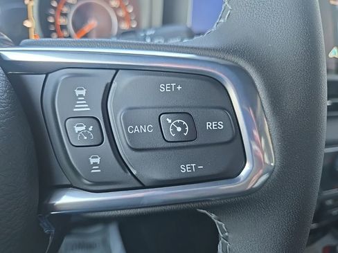 New 2026 Jeep Wrangler Unlimited Sahara AWD/4WD image 38