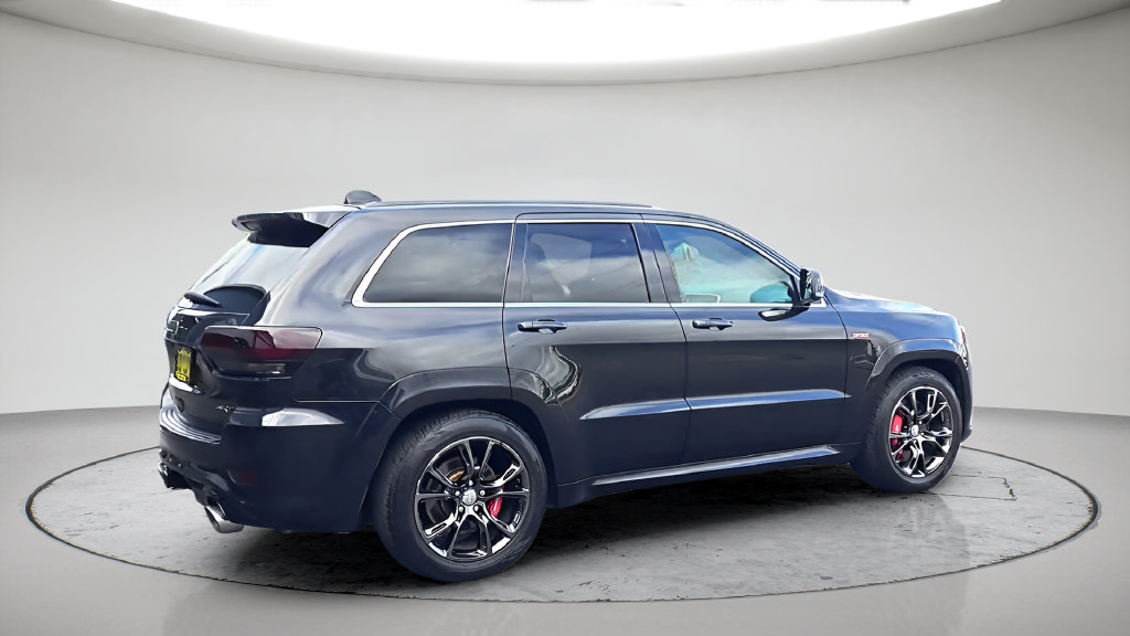 Used 2014 Jeep Grand Cherokee SRT8 w/ Luxury Group II AWD/4WD image 6