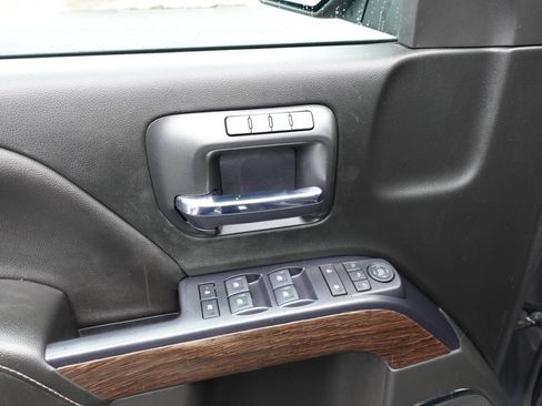 Used 2018 GMC Sierra 1500 Denali image 17