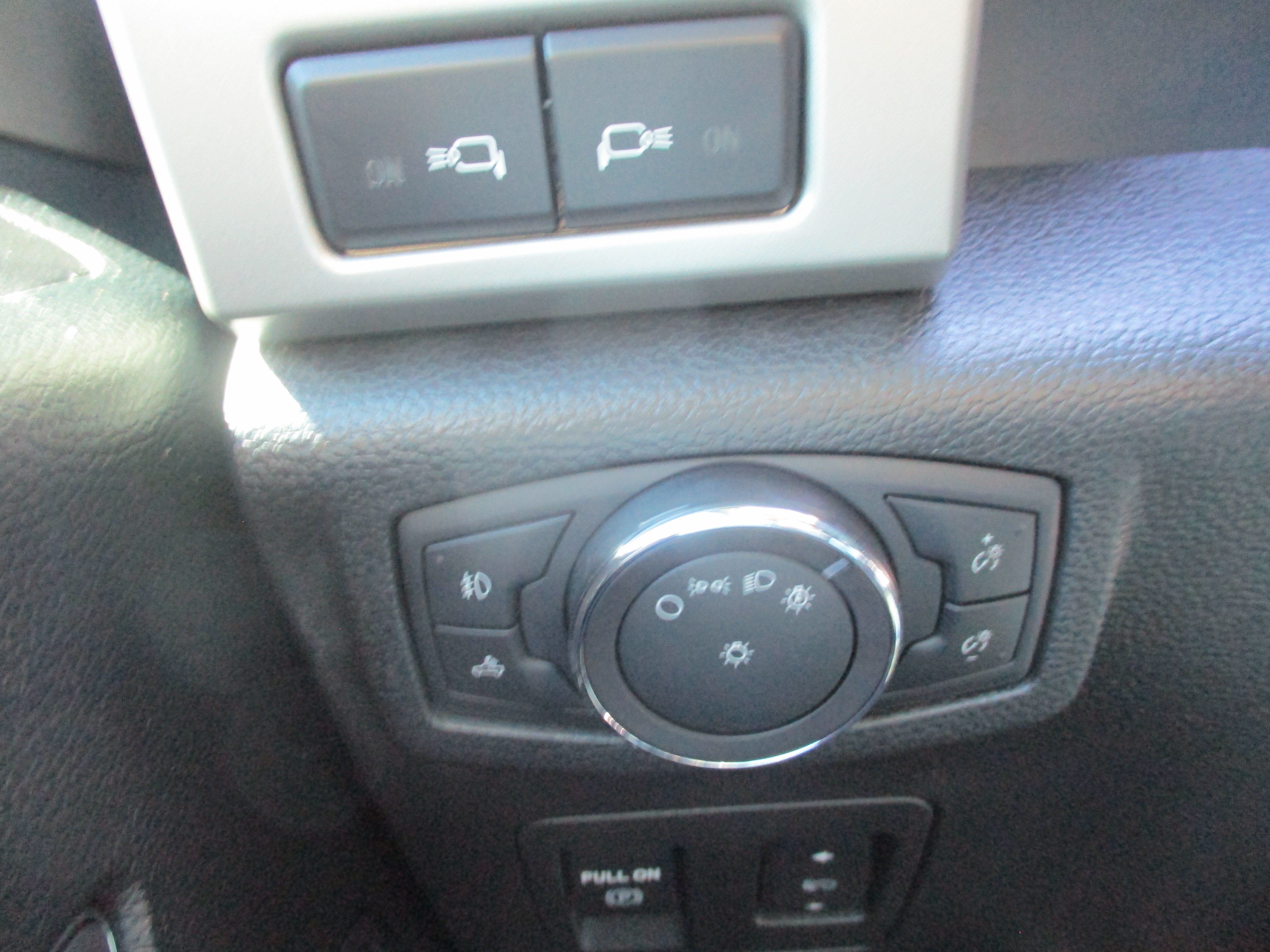 Used 2018 Ford F150 Lariat w/ Equipment Group 502A Luxury AWD/4WD image 27