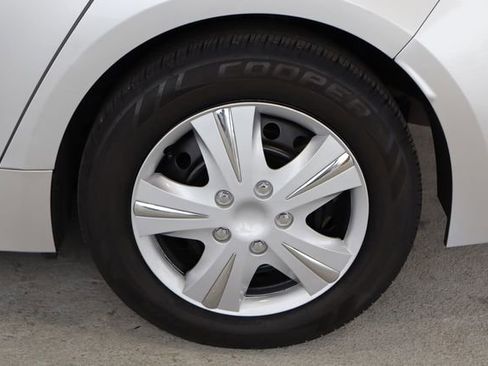 Used 2020 Toyota Corolla SE image 41