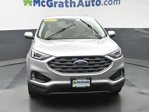 Used 2019 Ford Edge Titanium w/ Cold Weather Package AWD/4WD image 5
