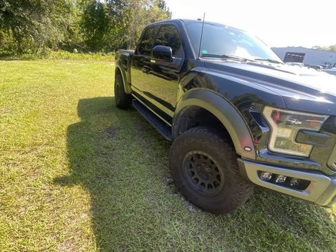 Used 2018 Ford F150 Raptor w/ Equipment Group 802A Luxury AWD/4WD image 2