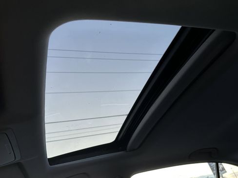 Used 2017 Honda Accord EX-L image 19